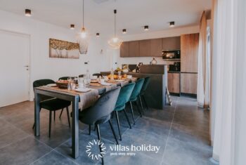 The kitchen and dining area of Villa Salvela