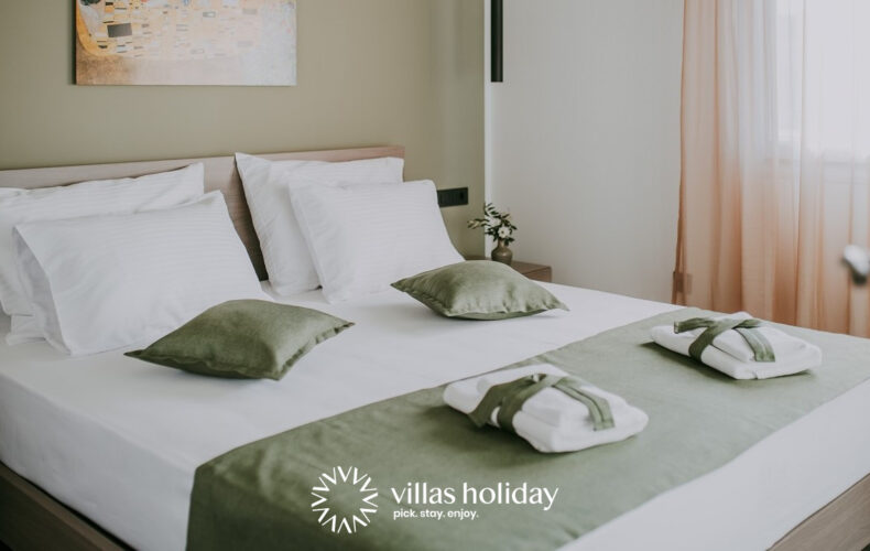 The bedroom of Villa Salvela