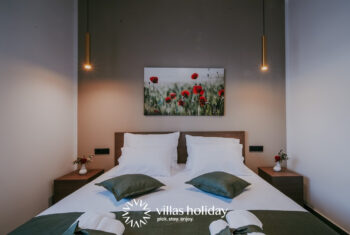 The bedroom of Villa Salvela