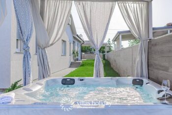 The lounge area of Villa Salvela