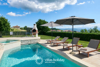 Swimming pool area of Villa Melli