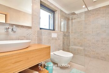 Bathroom of Villa Brzac