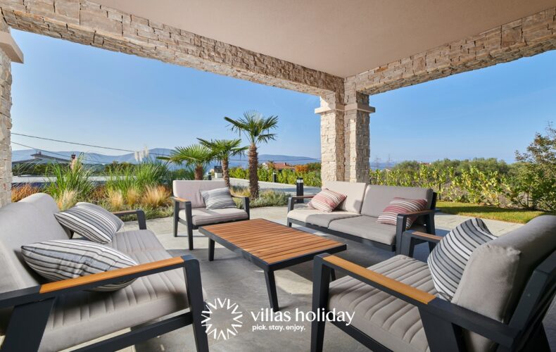 Lounge area of Villa Brzac