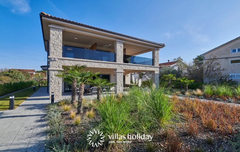 Charming villa with swimming pool and sauna on Krk island