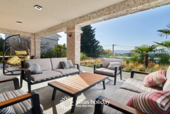 Lounge area of Villa Brzac