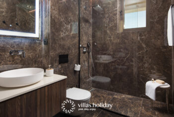 Bathroom of Villa Antoan