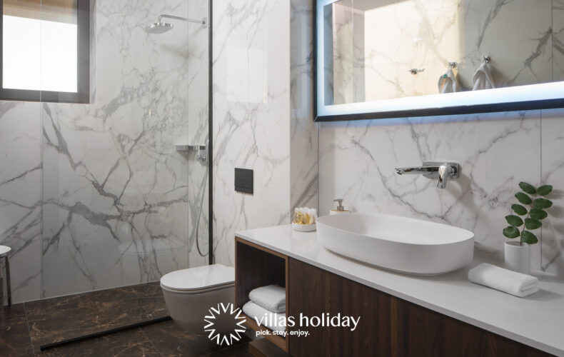 Bathroom of Villa Antoan