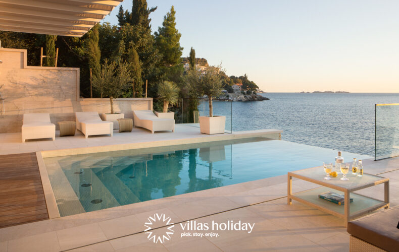 Enchanting villa with heated infinity pool and sauna near Dubrovnik