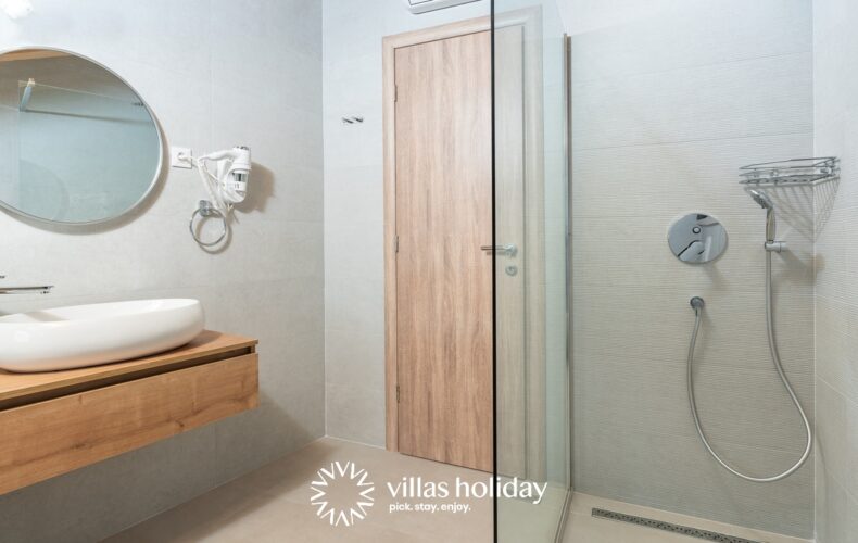 Bathroom of Villa Vias Oliveti