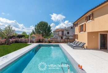 Beautiful villa with swimming pool in central Istria