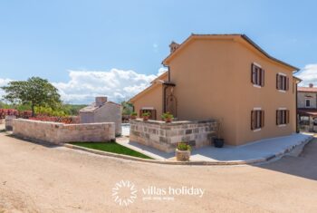 Outdoor of Villa Vias Oliveti