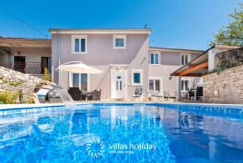 Wonderful villa with swimming pool in central Istria