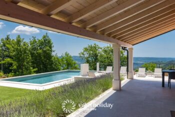 Garden of Rainis Hill Top Villa