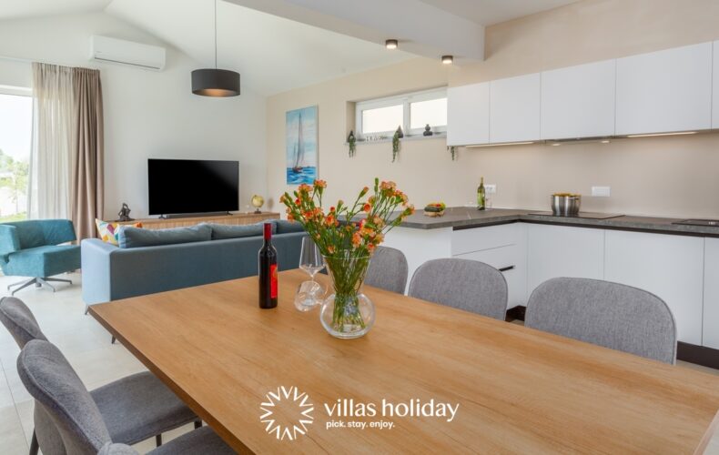 Dining area of Villa N