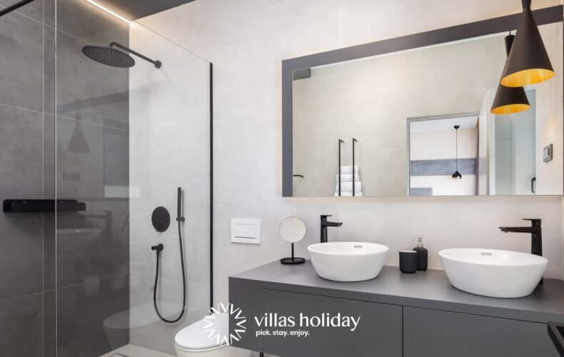 Bathroom of Villa Gaia