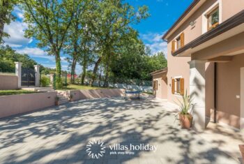 Courtyard of Villa Anima